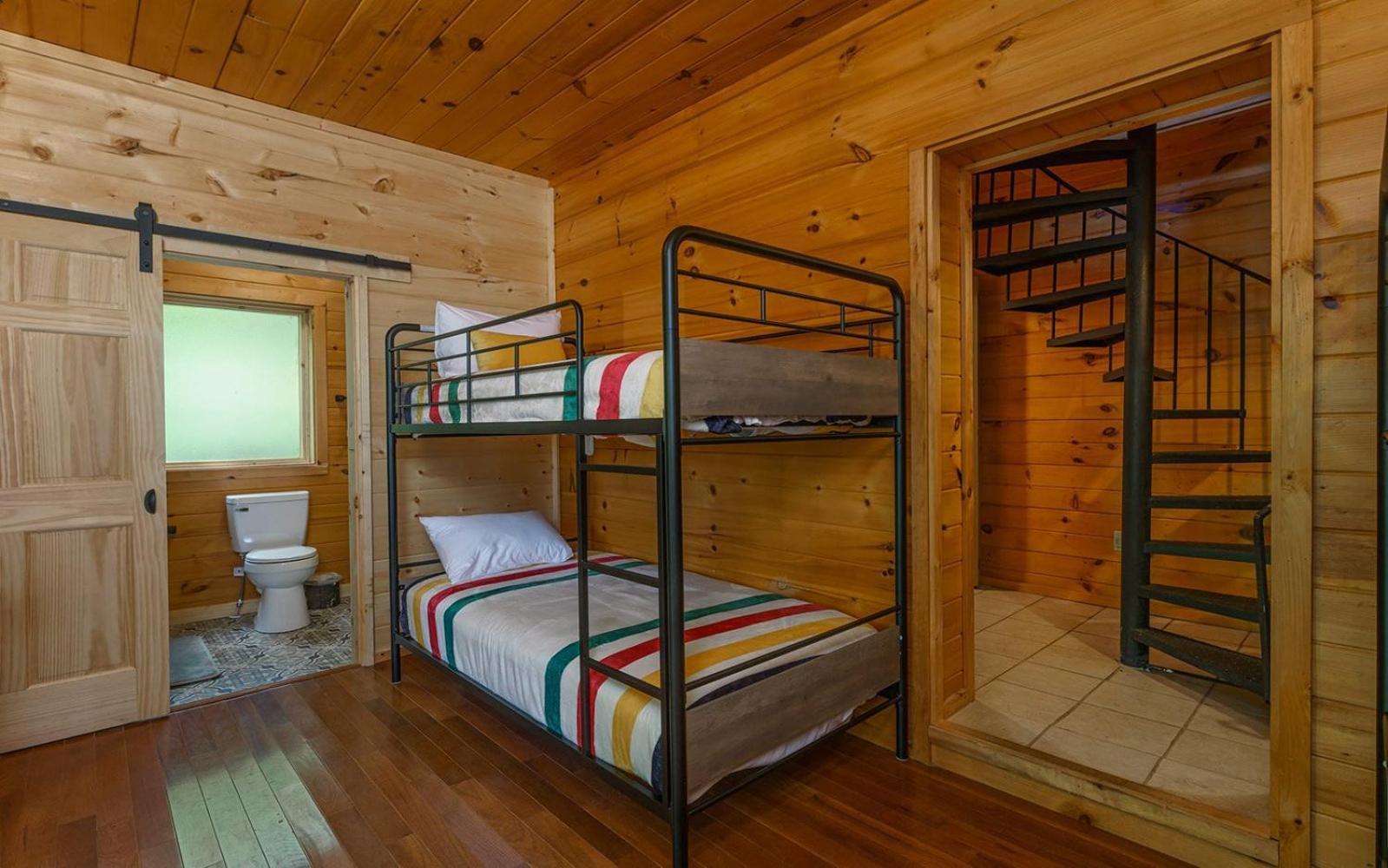 Grand Ole Chalet - Mt Viewsfireplacefirepitarcade Гатлінбург Екстер'єр фото