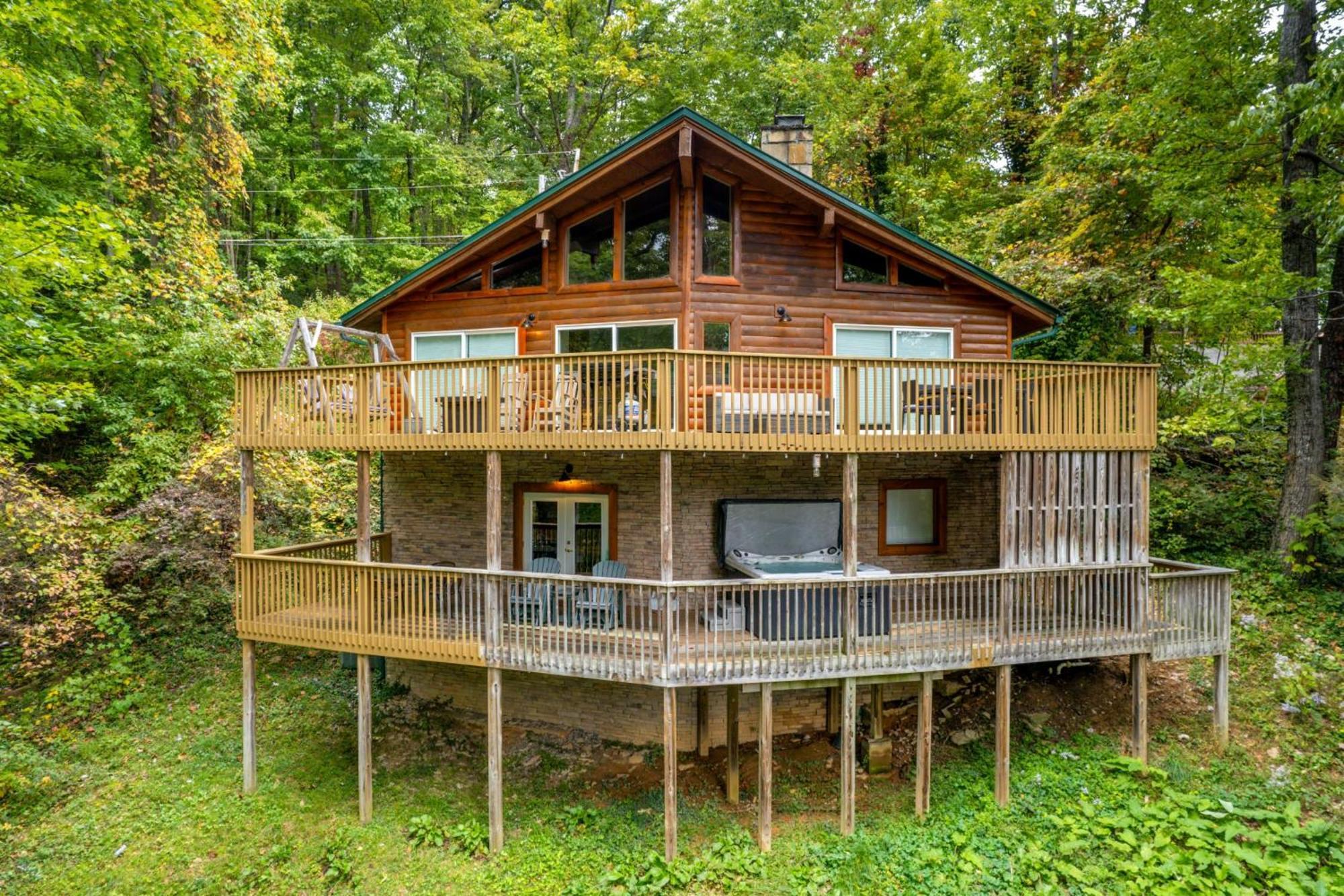 Grand Ole Chalet - Mt Viewsfireplacefirepitarcade Гатлінбург Екстер'єр фото