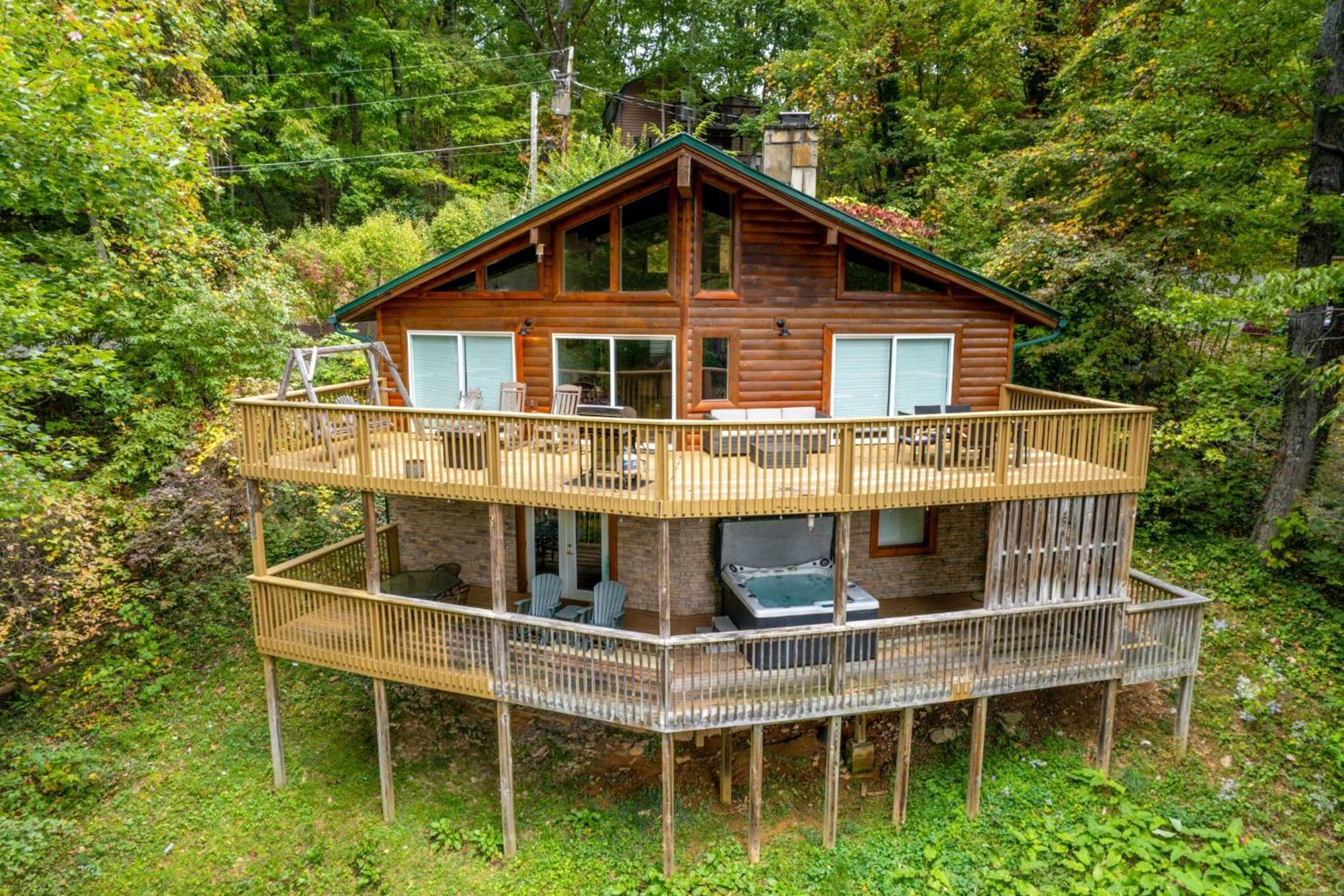 Grand Ole Chalet - Mt Viewsfireplacefirepitarcade Гатлінбург Екстер'єр фото